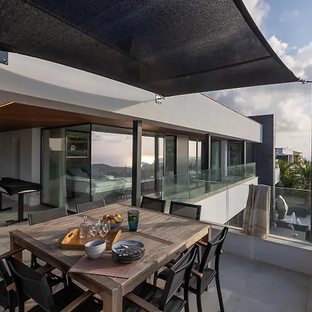 Villa Mercure By Abahana Luxe *